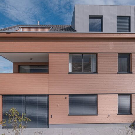 Gebr. Eisenring AG, 4-0201, Fassade, nord. Fichte, Rhomboid Nut + Kamm 20/75, strukturfein, Lignovit Lasur