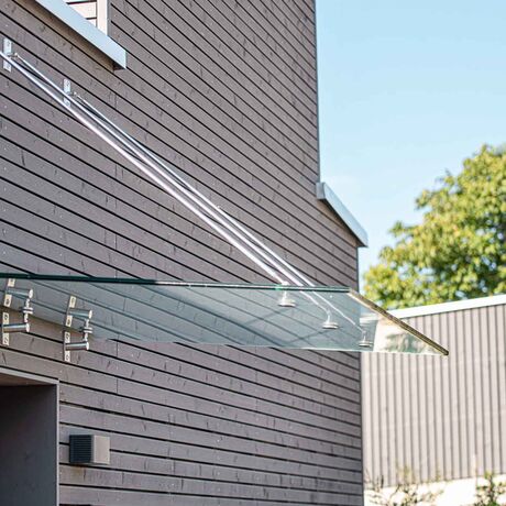 Gebr. Eisenring AG, 4-0179, Fassade, nord. Fichte, Rhomboid 20/72, strukturfein, colorshield vorvergraut Lavagrau
