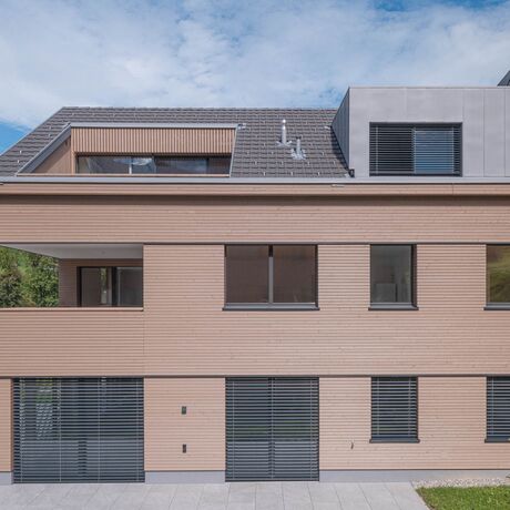 Gebr. Eisenring AG, 4-0201, Fassade, nord. Fichte, Rhomboid Nut + Kamm 20/75, strukturfein, Lignovit Lasur